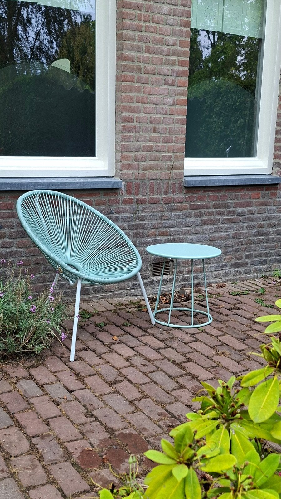 Draadstoel met tafeltje, Ophalen