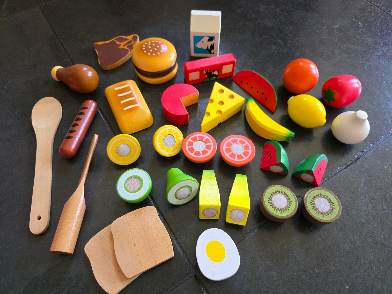 Houten speelgoedkeuken set: fruit, groenten, vlees, brood, Ophalen of Verzenden, Zo goed als nieuw