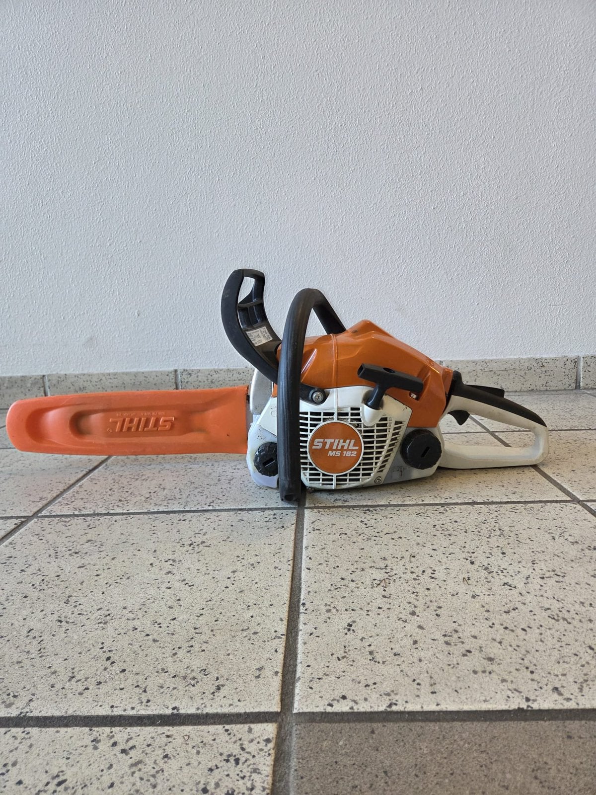 STIHL MS 162 benzine kettingzaag – nette staat, Tuin en Terras, Ophalen, Zo goed als nieuw