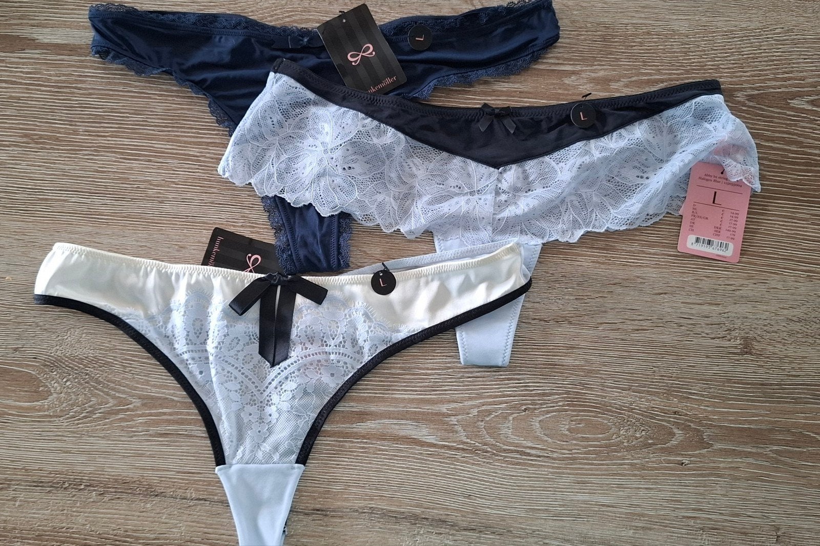 3 Hunkemöller strings NIEUW, Hunkemöller, Ophalen of Verzenden, Blauw, String