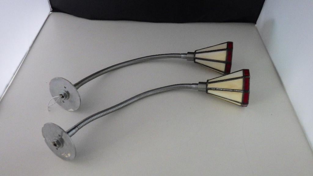 twee wandlampjes in Tiffanystijl, Ophalen of Verzenden, Gebruikt, Glas