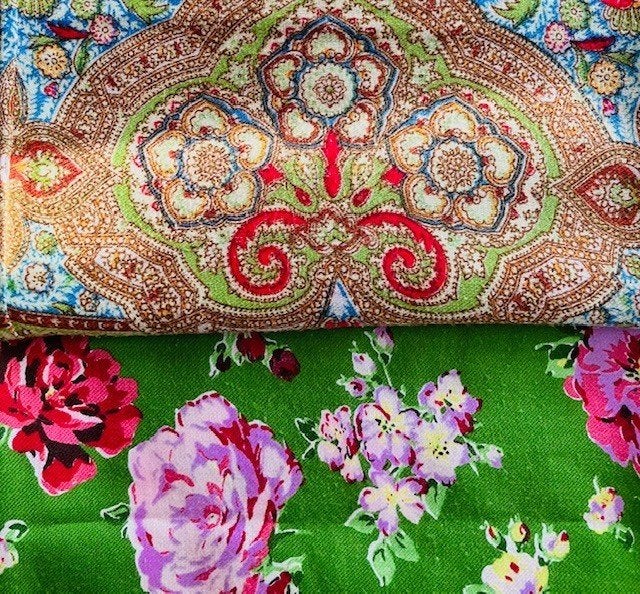 Oilily sjaals paisley rozen vintage veelkleurig groen rood, Maat 38/40 (M), Oilily, Ophalen of Verzenden, Sjaal