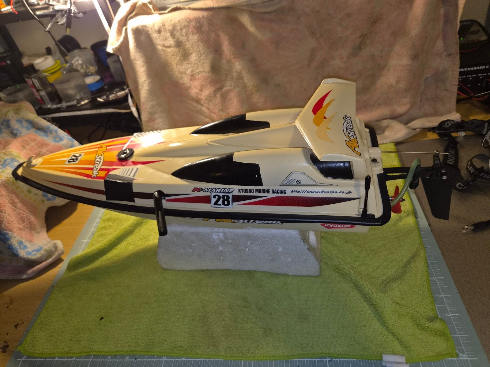 Kyosho RC Marine Racing Boot - Benzine Aangedreven, Hobby en Vrije tijd, Ophalen of Verzenden, Gebruikt, Groter dan 1:32, Overige merken