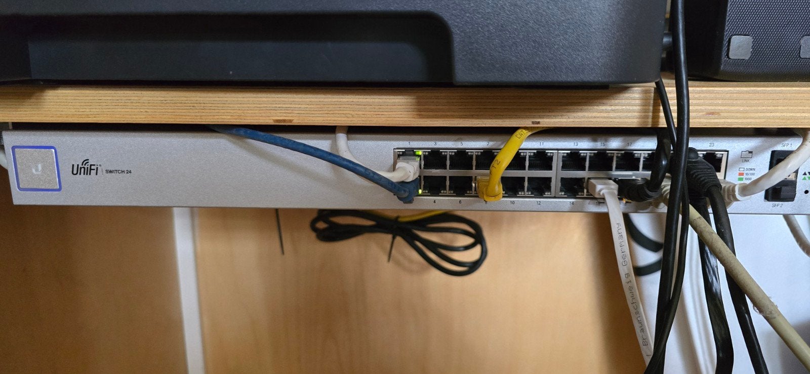 Ubiquiti UniFi Switch 24 (USW-24) - Managed Gigabit Switch, Ophalen