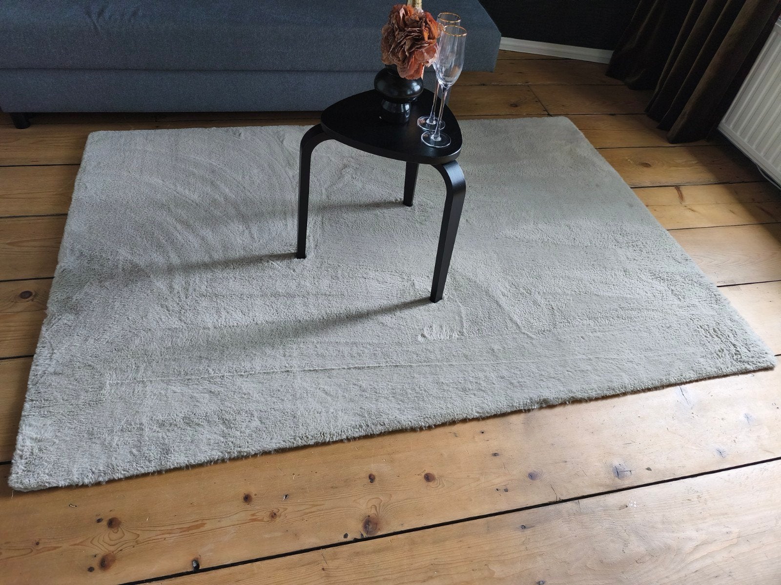 Vloerkleed beige 1.90 bij 1.30 cm, Ophalen, Zo goed als nieuw, Beige, Tapijt