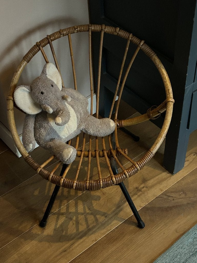 Rotan (kinder)stoeltje, Ophalen, Gebruikt, Bruin, Riet of Rotan