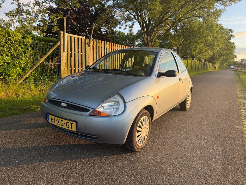 Ford Ka 1.3 Nieuwe APK, Auto's, Ford, Voorwielaandrijving, 1299 cc, 31 €/maand, 4 cilinders