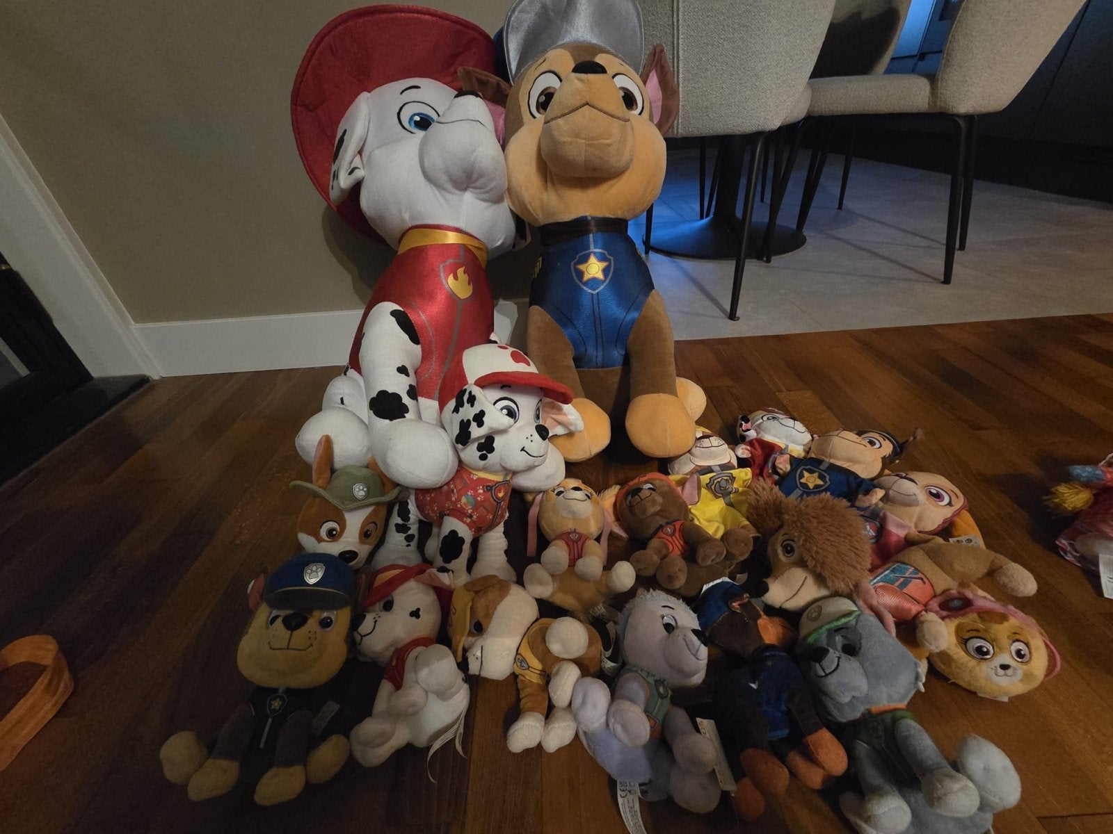 Diverse Paw Patrol knuffels - complete set, Ophalen, Hond, Zo goed als nieuw, Middelgroot (20 tot 80 cm)