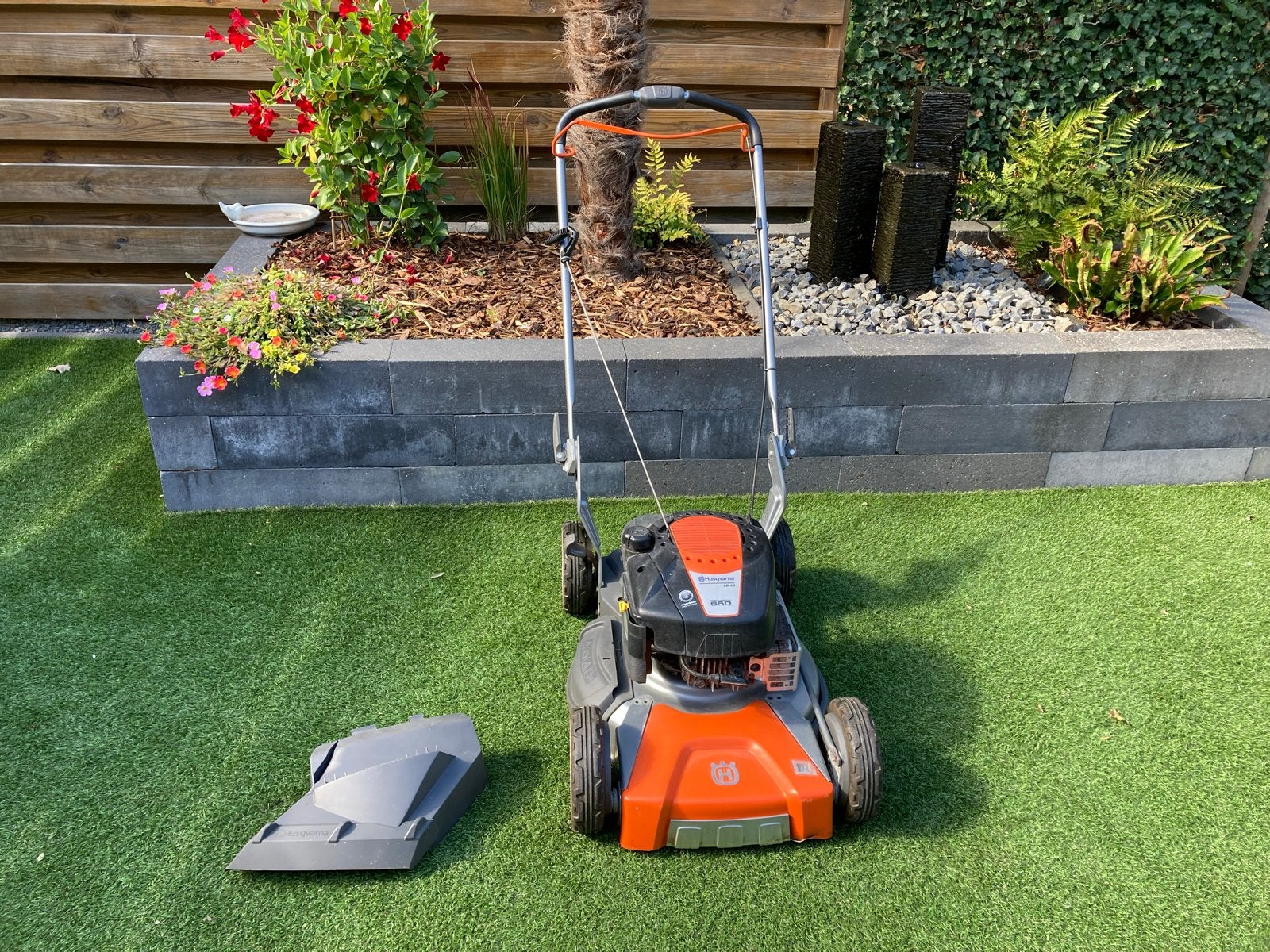 Husqvarna LB 48 Benzine Grasmaaier - Goed Onderhouden, Tuin en Terras, Grasmaaiers, Ophalen, Cirkelmaaier, Gebruikt, Mulchfunctie