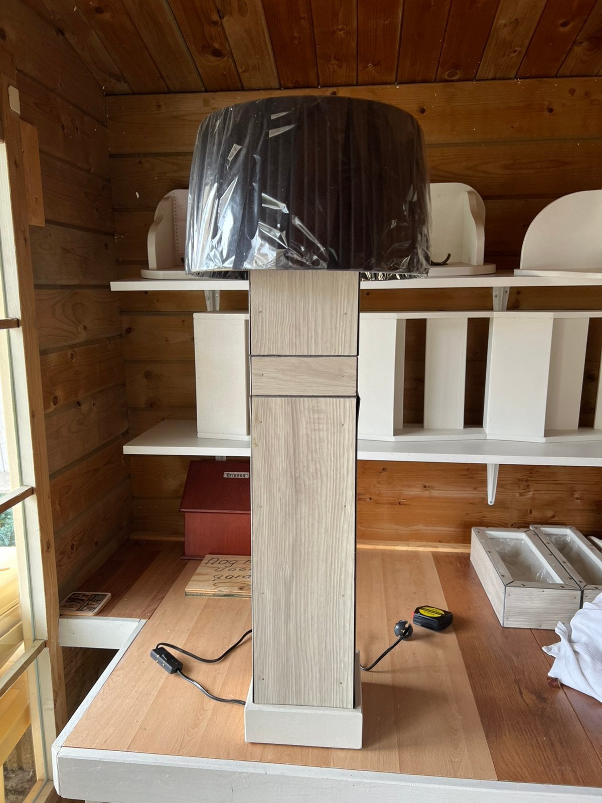 Staande lamp met zwarte kap nieuw, Ophalen of Verzenden, Nieuw