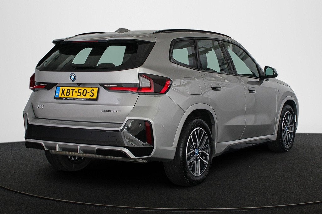 BMW X1 xDrive25e M Sport Keyless Adaptief LED Stoelverwarmin, Auto's, BMW, Gebruikt, Euro 6, 16 kWh, 105 min
