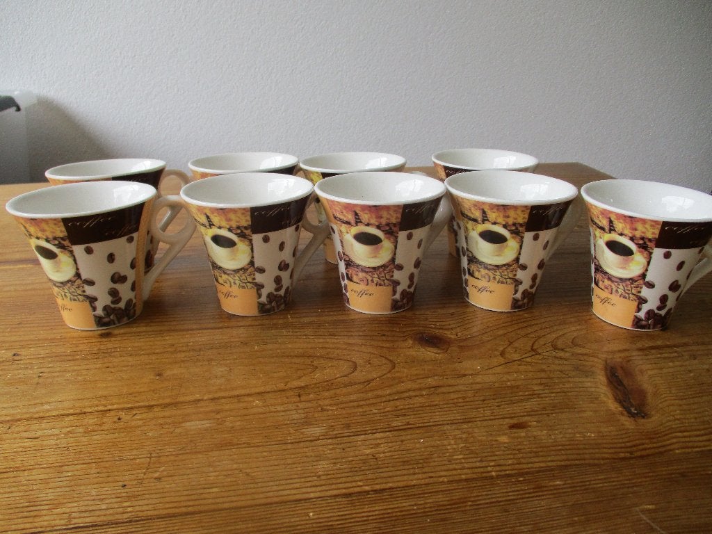 Ongebruikte koffiekopjes, Nieuw, Ophalen of Verzenden, Overige stijlen, Kop(pen) en/of Schotel(s)