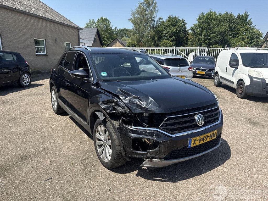 Volkswagen T-Roc 1.5 TSI Sport REST BPM €400,-! AUTOMAAT, Automaat, 1498 cc, Volkswagen, SUV of Terreinwagen