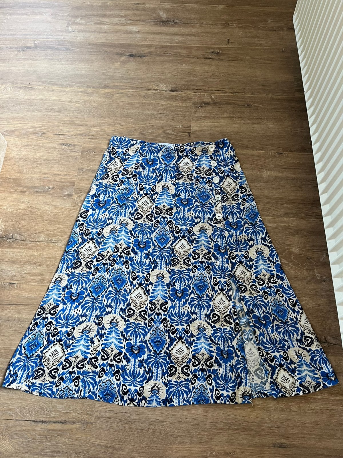 Rok met split blauw en wit van Cotton Club maat L, Blauw, Maat 42/44 (L), Ophalen of Verzenden, Zo goed als nieuw