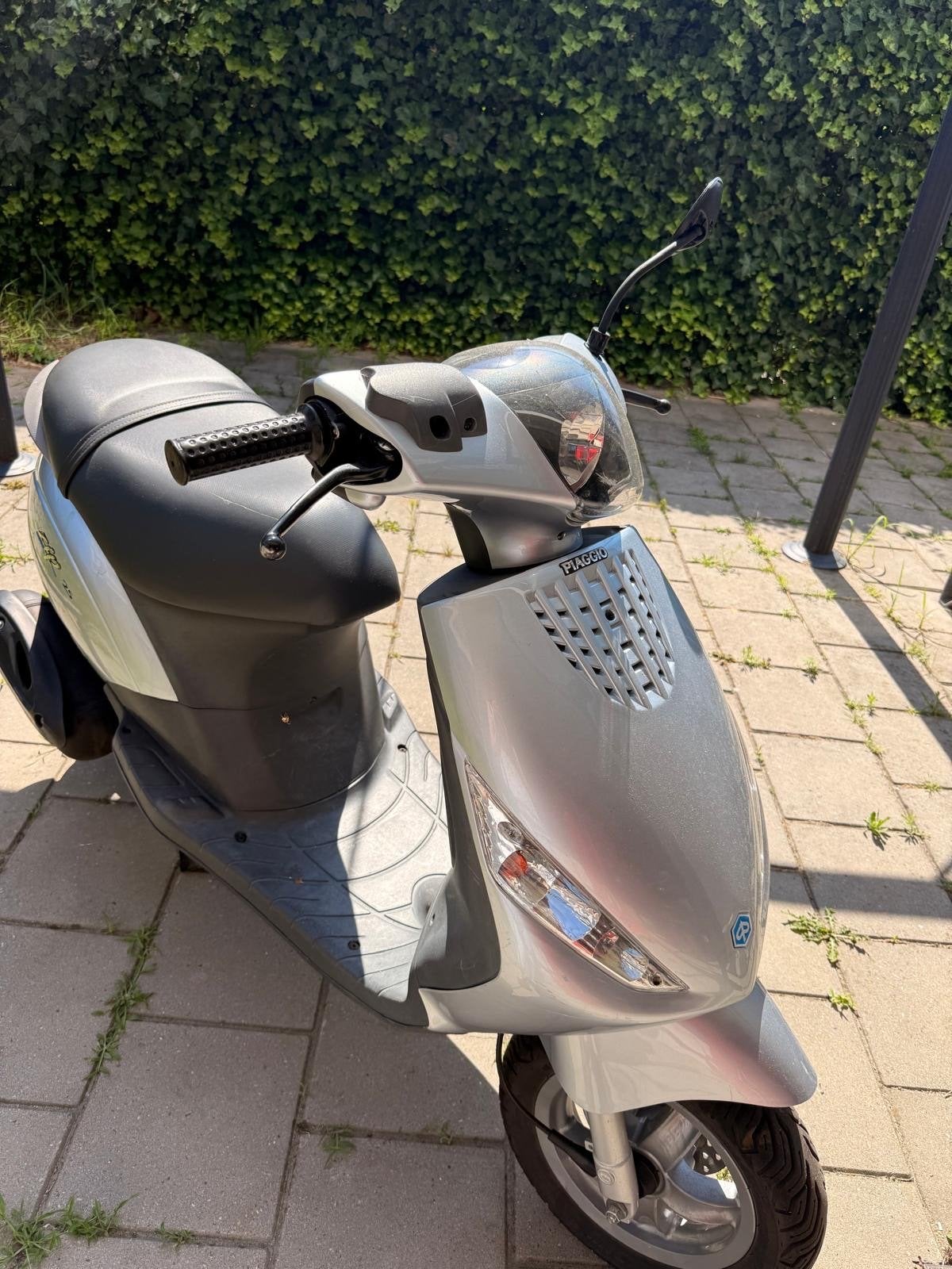 Piaggio Zip 25, Ophalen, Gebruikt, Maximaal 45 km/u, Zip