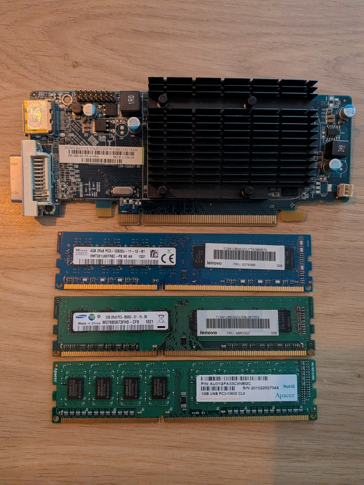 Diverse RAM modules en HD5450 grafische kaart, Ophalen of Verzenden, Gebruikt, Desktop