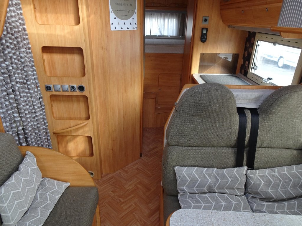 Royale Adria Coral 660 SP, Caravans en Kamperen, Alkoof, Ringverwarming, Bedrijf, Adria