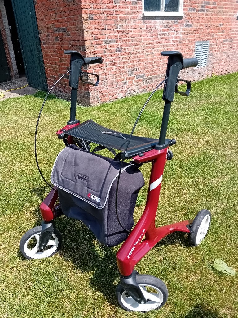 Topro Pegasus Carbon Rollator, Diversen, Rollators, Ophalen, Opvouwbaar, Zo goed als nieuw