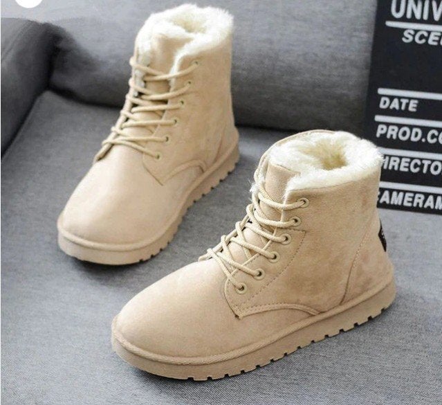 Fur-lined boots, Kleding | Dames, Schoenen, Ophalen, Beige, Lage of Enkellaarzen, Nieuw