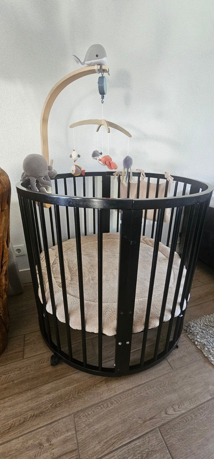 Ronde box met wieltjes, verstelbaar, eventueel  incl. mobiel, Kinderen en Baby's, Ophalen, Gebruikt, Rond, In hoogte verstelbaar