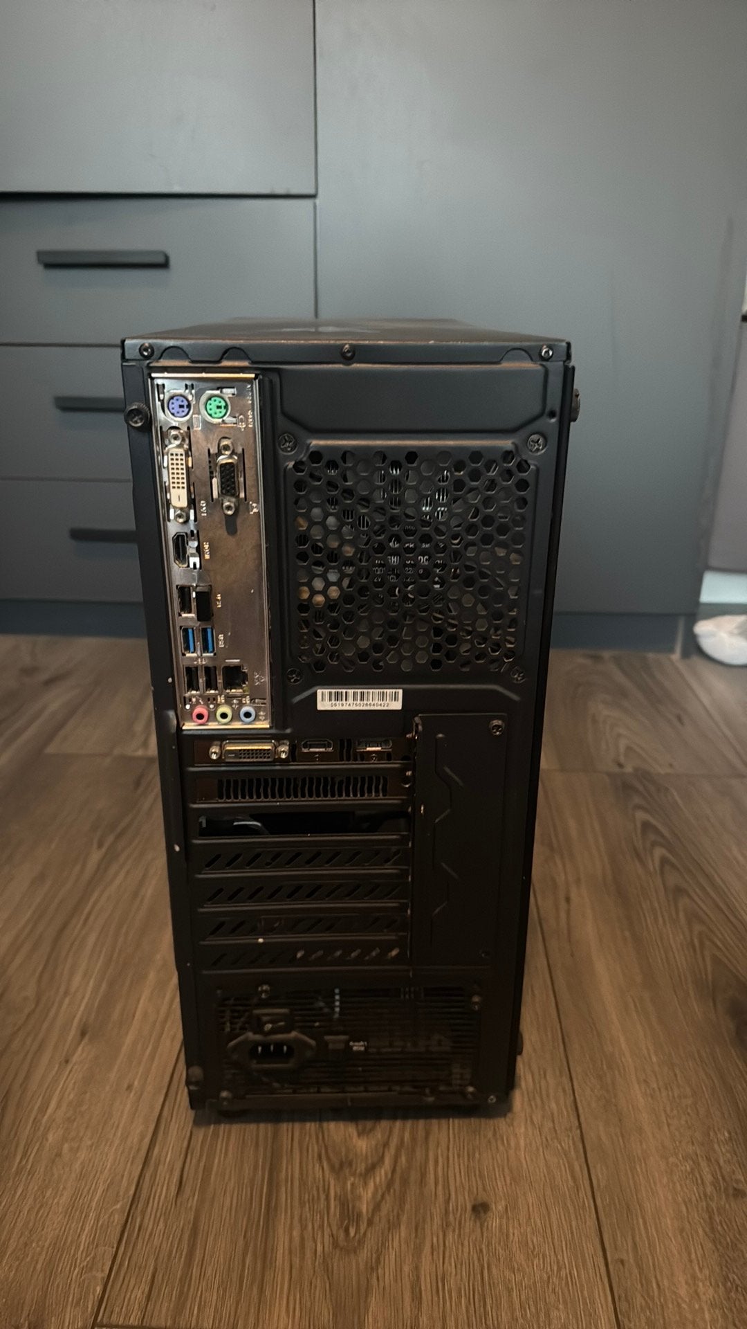 GTX 1050ti i3-9100F 16GB DDR4 520GB Samsung SSD NVME M.2, Ophalen, Gebruikt, 3 tot 4 Ghz, SSD