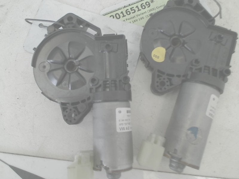 Panoramadak MOTOR SET Passat Variant (3G5) 2015, Gebruikt, Volkswagen, Volkswagen AG, Kundenbetreuung@volkswagen.de