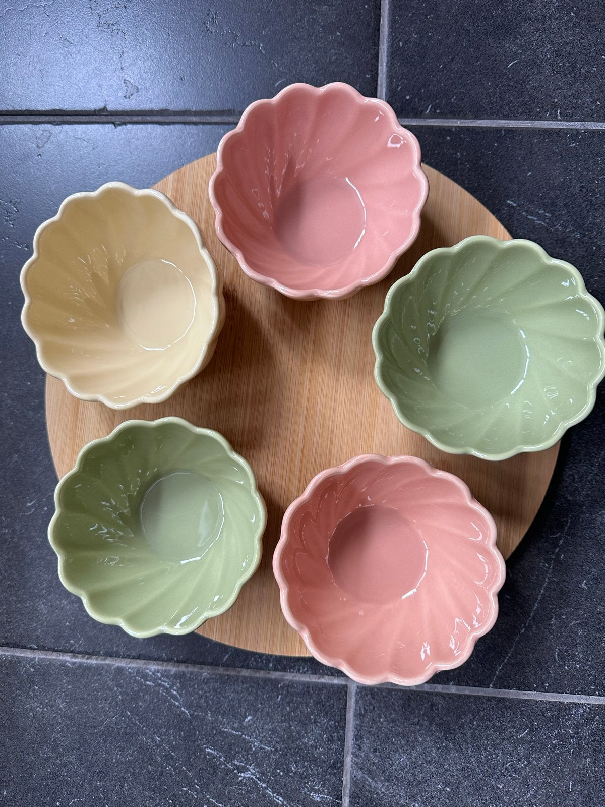 Set van 5 Tapasschaaltjes met Bamboe Dienblad, Keramiek, Ophalen of Verzenden, Overige stijlen, Schaal of Schalen