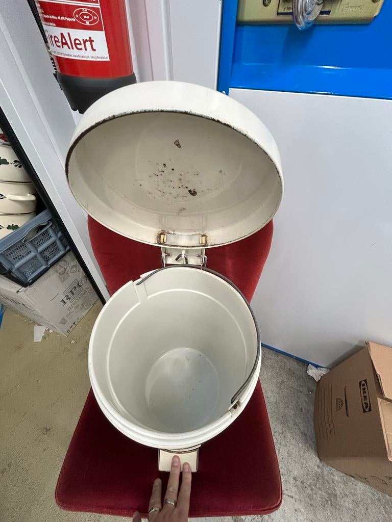 Prullenbak boerenbont, gebruikt maar kan nog een ronde mee, Gebruikt, Met pedaal, Div, Ophalen of Verzenden