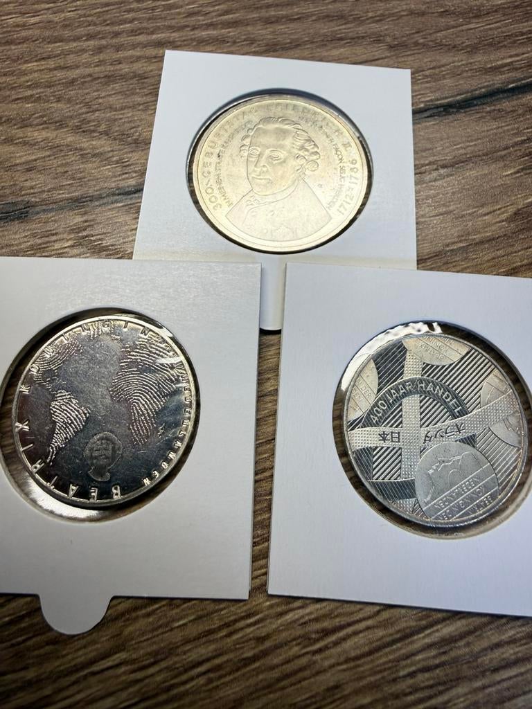 3 verzamelmunten nominaal 20 euro, Ophalen of Verzenden, Koningin Beatrix, Euro's, Setje