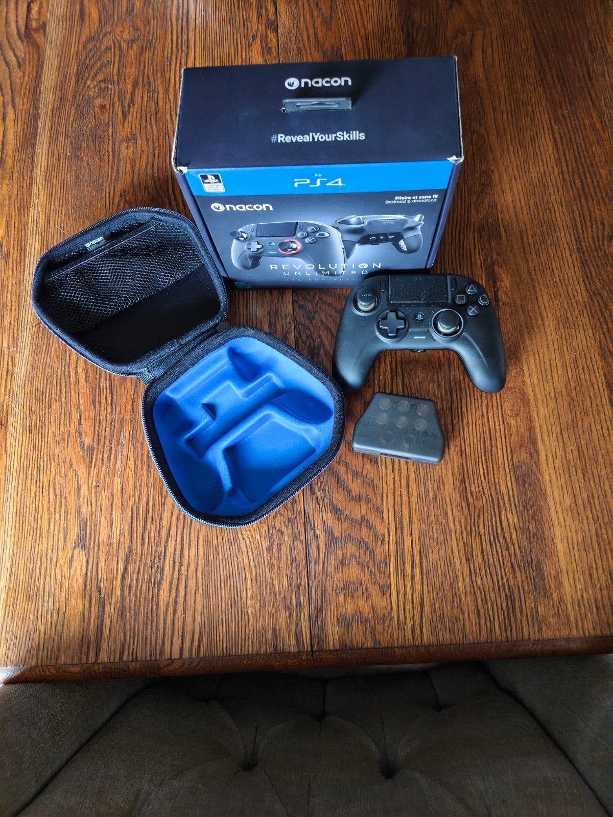 Nacon Revolution Unlimited Pro Controller PS4, Gebruikt, Ophalen of Verzenden, Controller, PlayStation 4