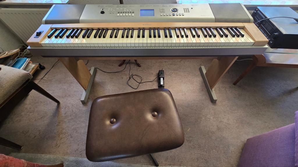 Yamaha PortableGrand DGX 620 keyboard met pianoklavier, Ophalen, Gebruikt, 88 toetsen, Yamaha
