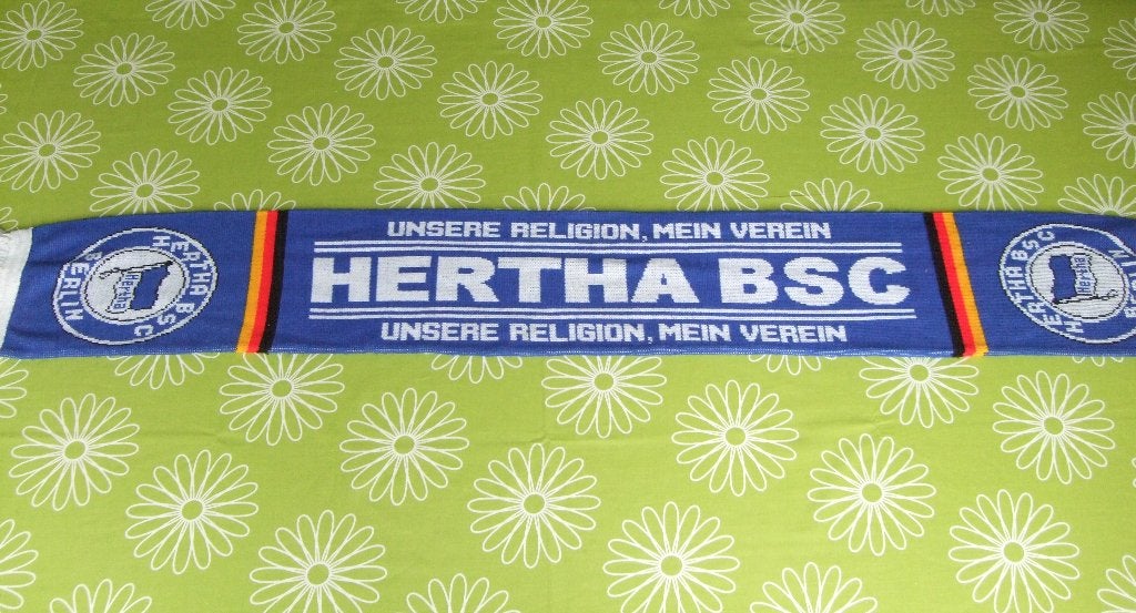 Sjaal Hertha BSC  - unsere religion, mein verrein, Verzamelen, Ophalen of Verzenden, Zo goed als nieuw, Buitenlandse clubs, Vaantje of Sjaal