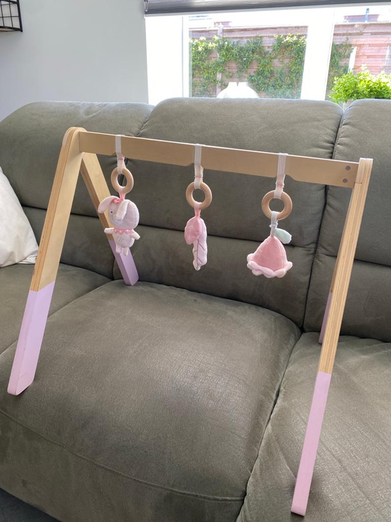 Houten babygym little dutch met roze speeltjes, Ophalen of Verzenden, Zo goed als nieuw, Babygym