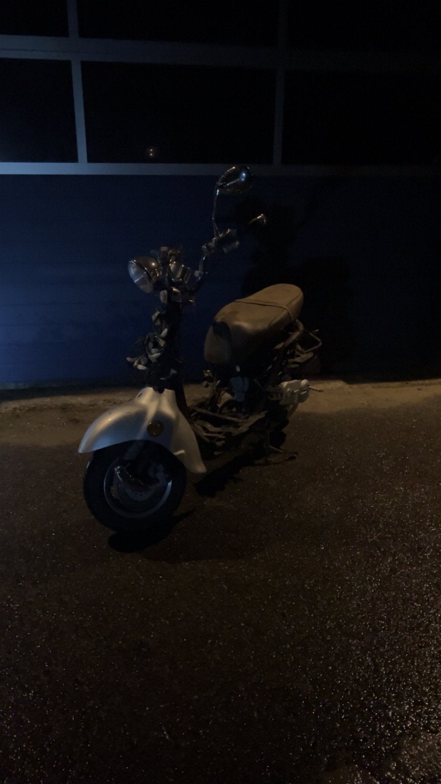 Grande Retro Scooter Zonder Kappen - Loopt niet, Ophalen, Gebruikt, Benzine, Overige merken