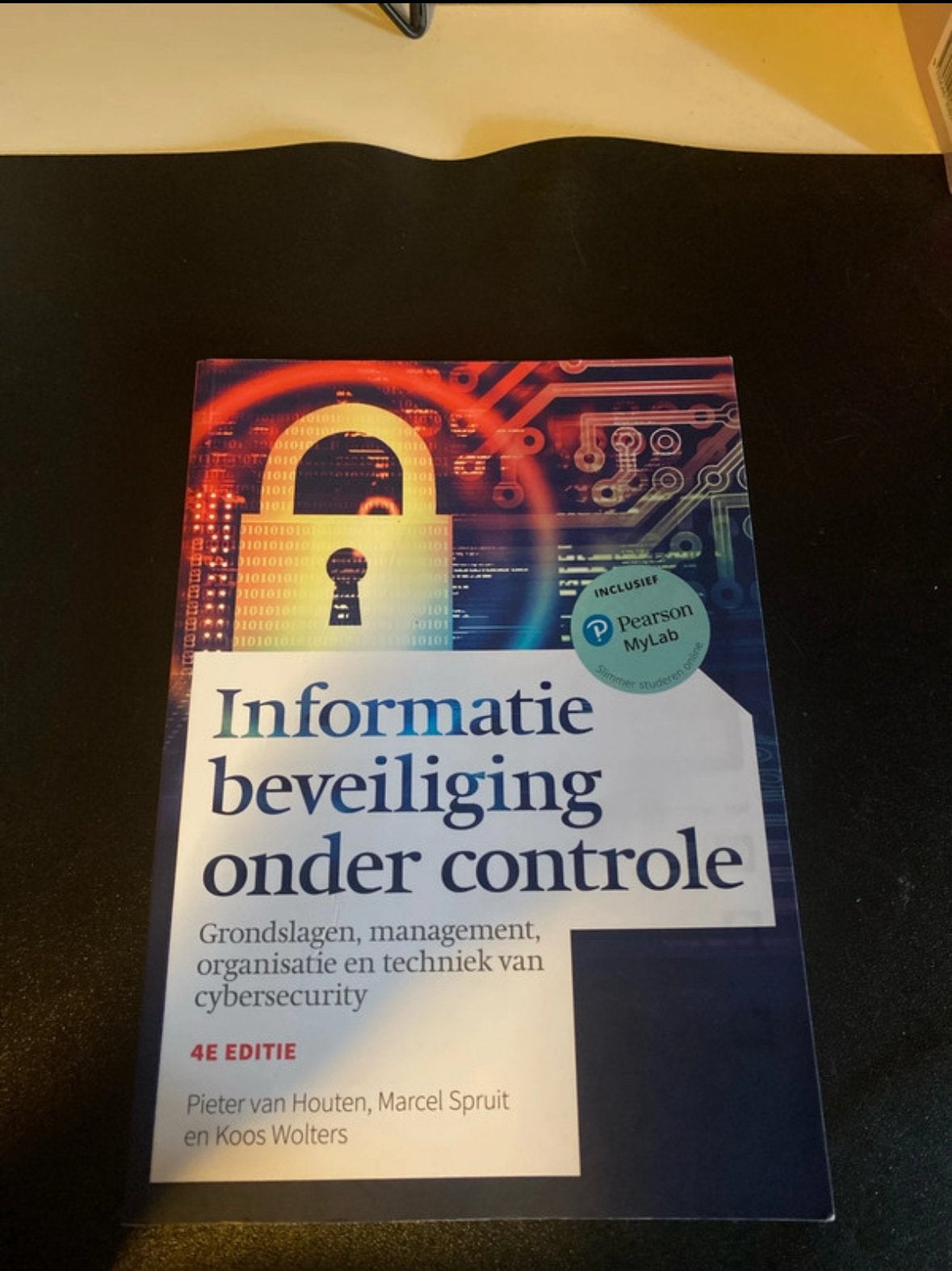 Informatie beveiliging onder controle-vierde,herziene editie, Boeken, Ophalen of Verzenden, Zo goed als nieuw