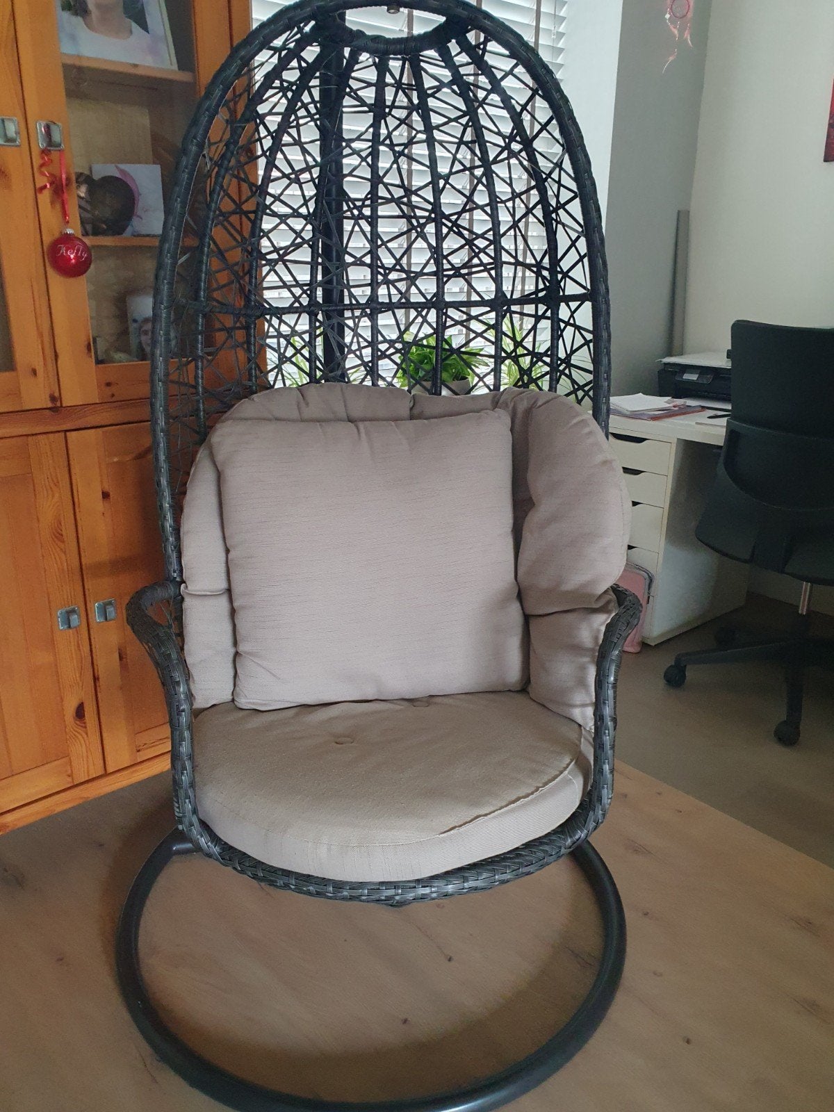 Comfortabele hangstoel met standaard en kussen, Ophalen, Gebruikt, Modern, Bohemian, Stof