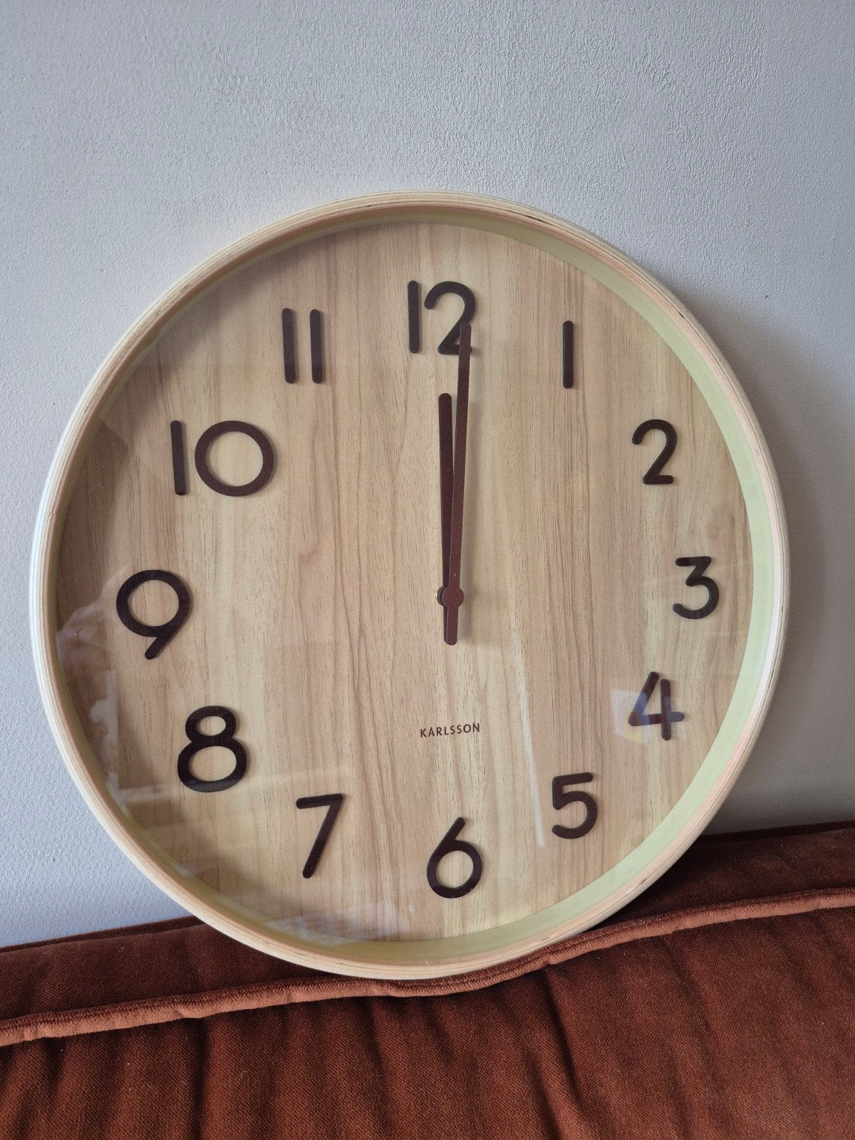 Karlsson Pure wandklok 40x40 cm, Huis en Inrichting, Ophalen, Zo goed als nieuw