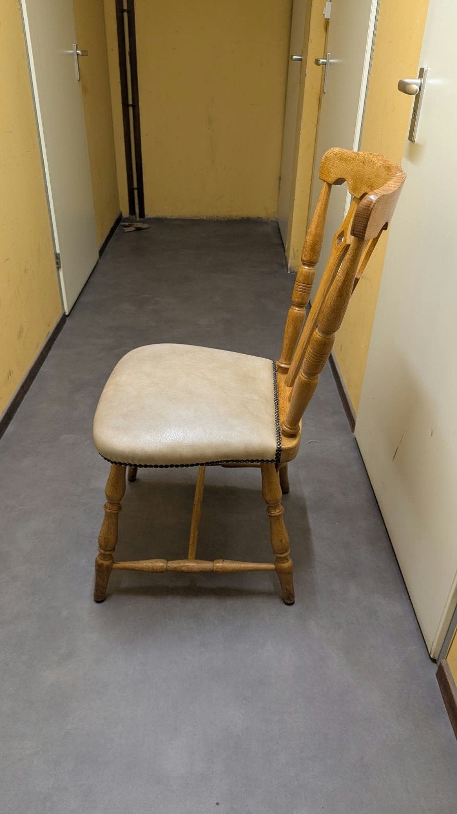 4 eetkamerstoelen, Ophalen, Gebruikt, Bruin, Vier