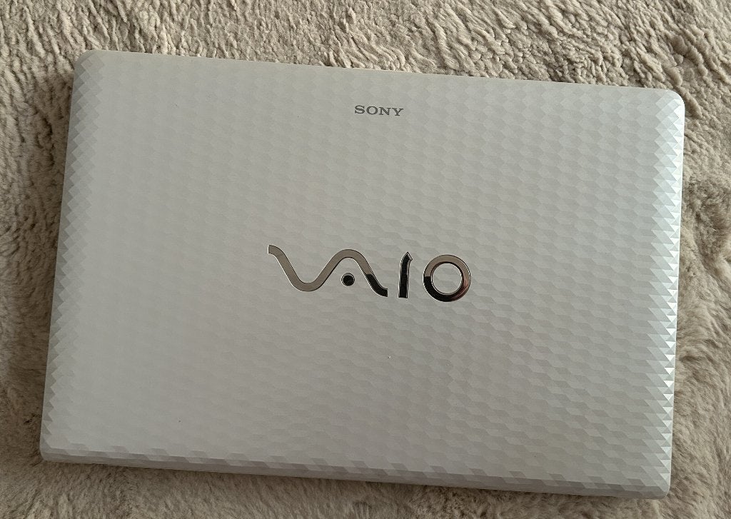 Sony VAIO VPCEJ1L1E Laptop, Computers en Software, Gebruikt, Qwerty, 8 GB, Sony Vaio