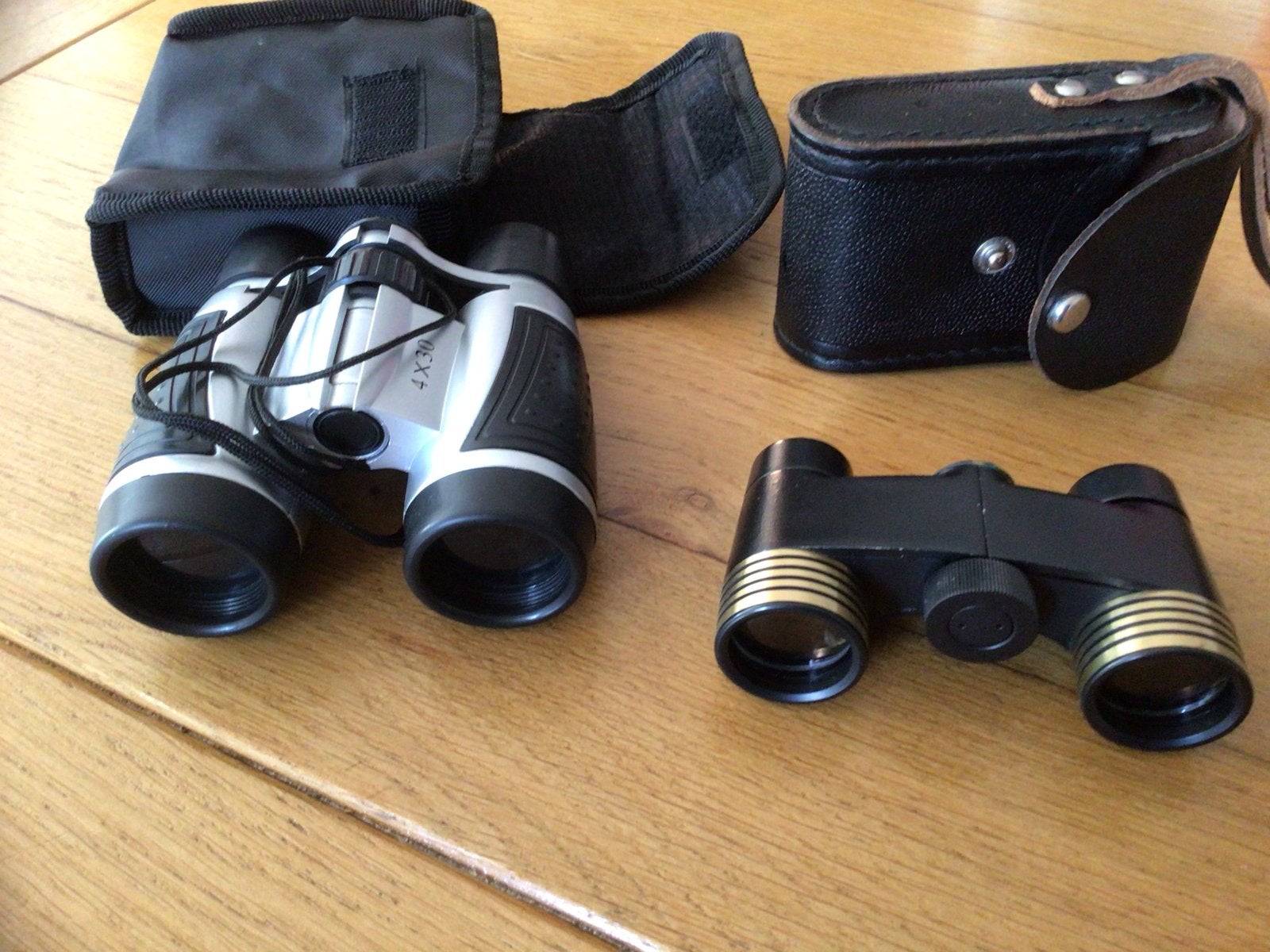 Verrekijkers set: 2 stuks met hoesjes, Ophalen, Gebruikt, Minder dan 8x, Overige typen