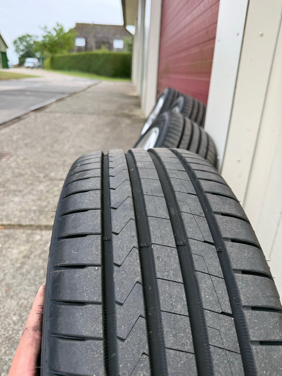Nieuwe Hankook banden op originele Volvo 17 inch velgen, Auto-onderdelen, Banden en Velgen, Banden en Velgen, Nieuw, 17 inch, Ophalen of Verzenden