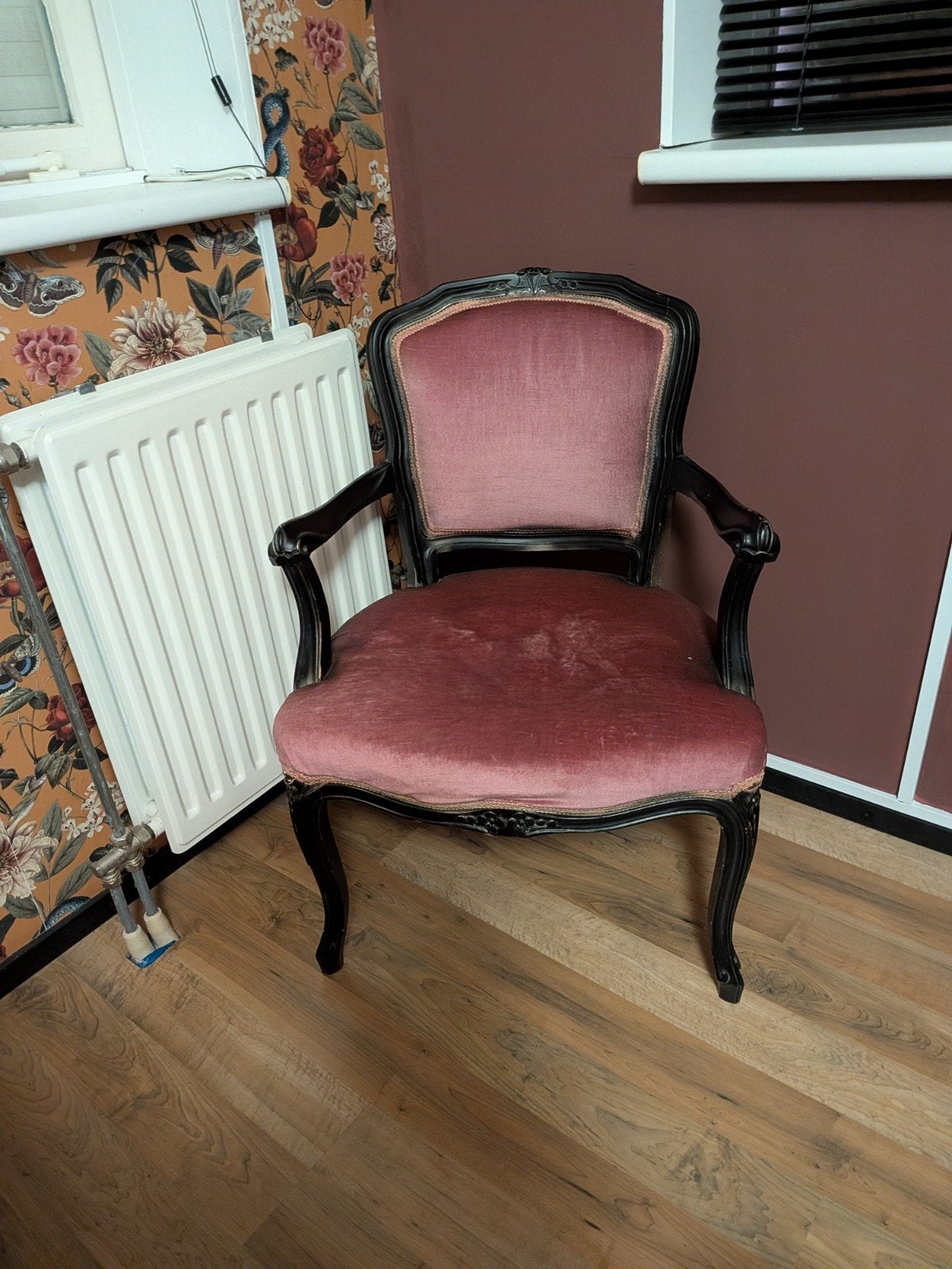 Mooi roze Vinted stoeltje, Huis en Inrichting, Stoelen, Ophalen, Gebruikt, Overige kleuren, Vintage, Klassiek