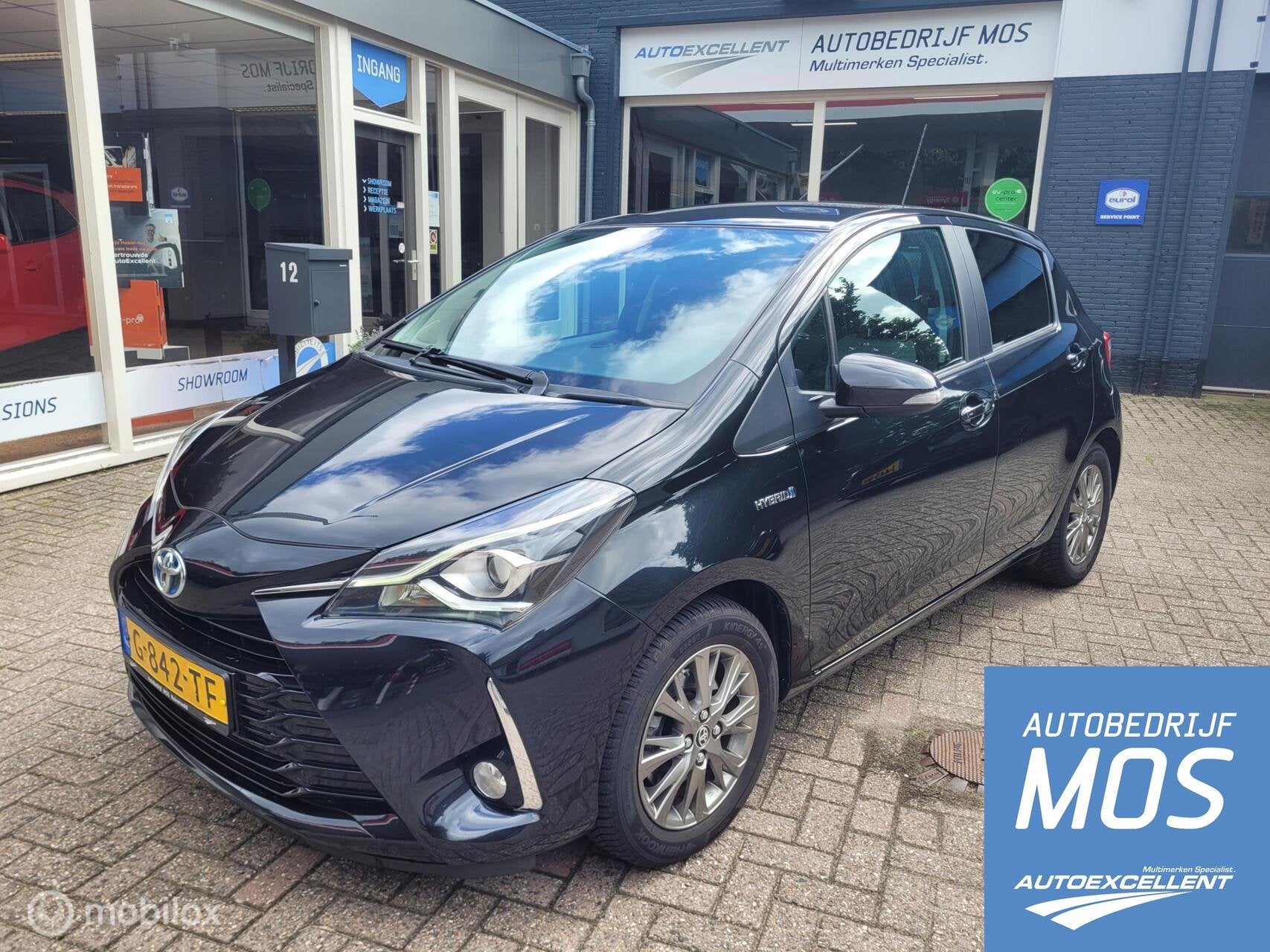 Toyota Yaris 1.5 Hybrid Dynamic clima camera cruise trekhaak, Auto's, Toyota, Gebruikt, Euro 6, 4 cilinders, Zwart