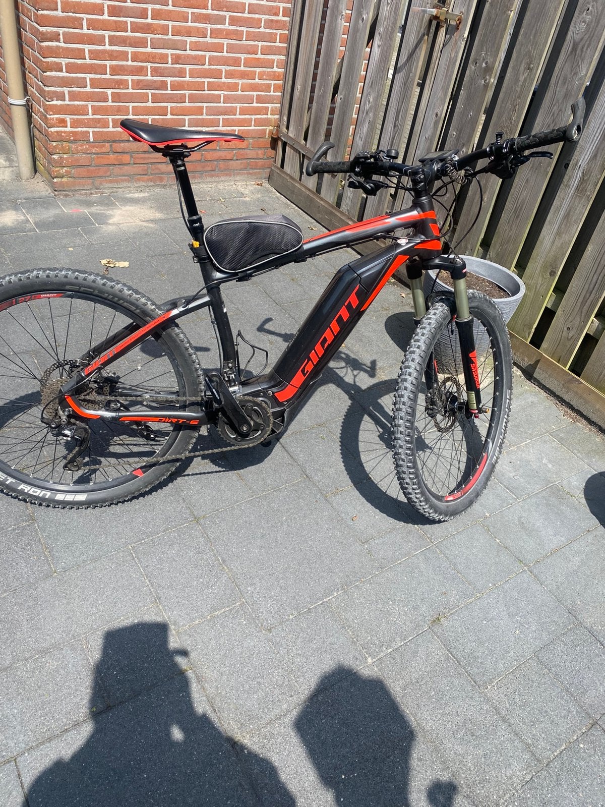 Giant Dirt E, Ophalen, Zo goed als nieuw, Giant