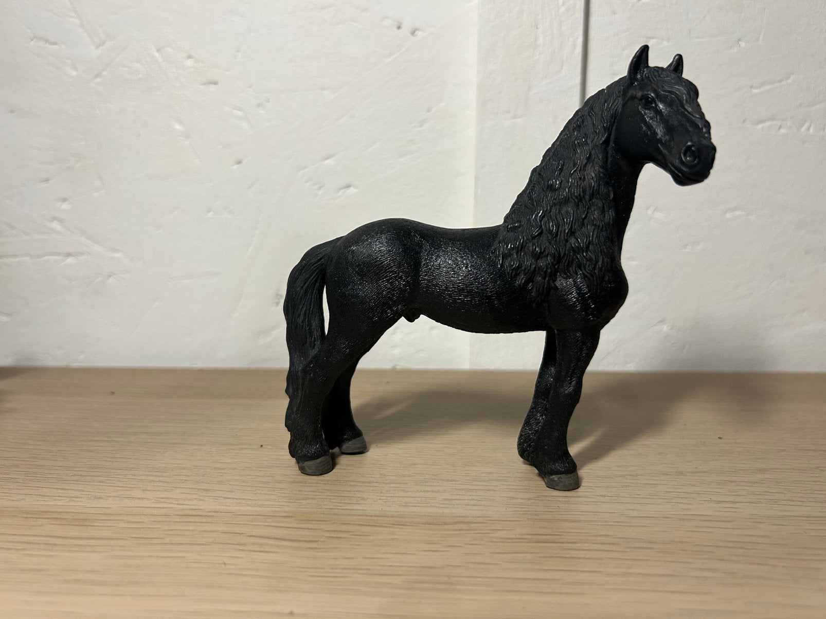 Schleich fries, Verzamelen, Ophalen of Verzenden, Zo goed als nieuw, Paard, Beeldje of Figuurtje