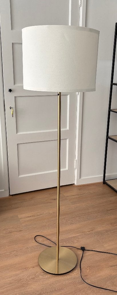 IKEA RINGSTA / SKAFTET staande lamp – messing/goud, Ophalen, Gebruikt, E27 (groot), Textiel