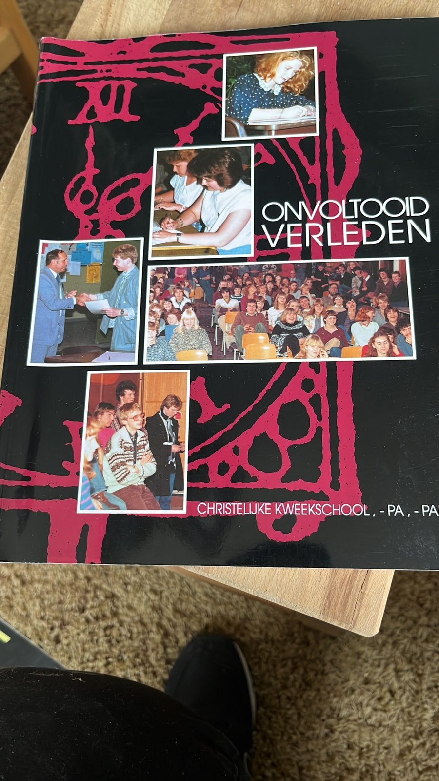 Onvoltooid Verleden - Christelijke Kweekschool Jaarboek, Ophalen of Verzenden, Gelezen, Nederland