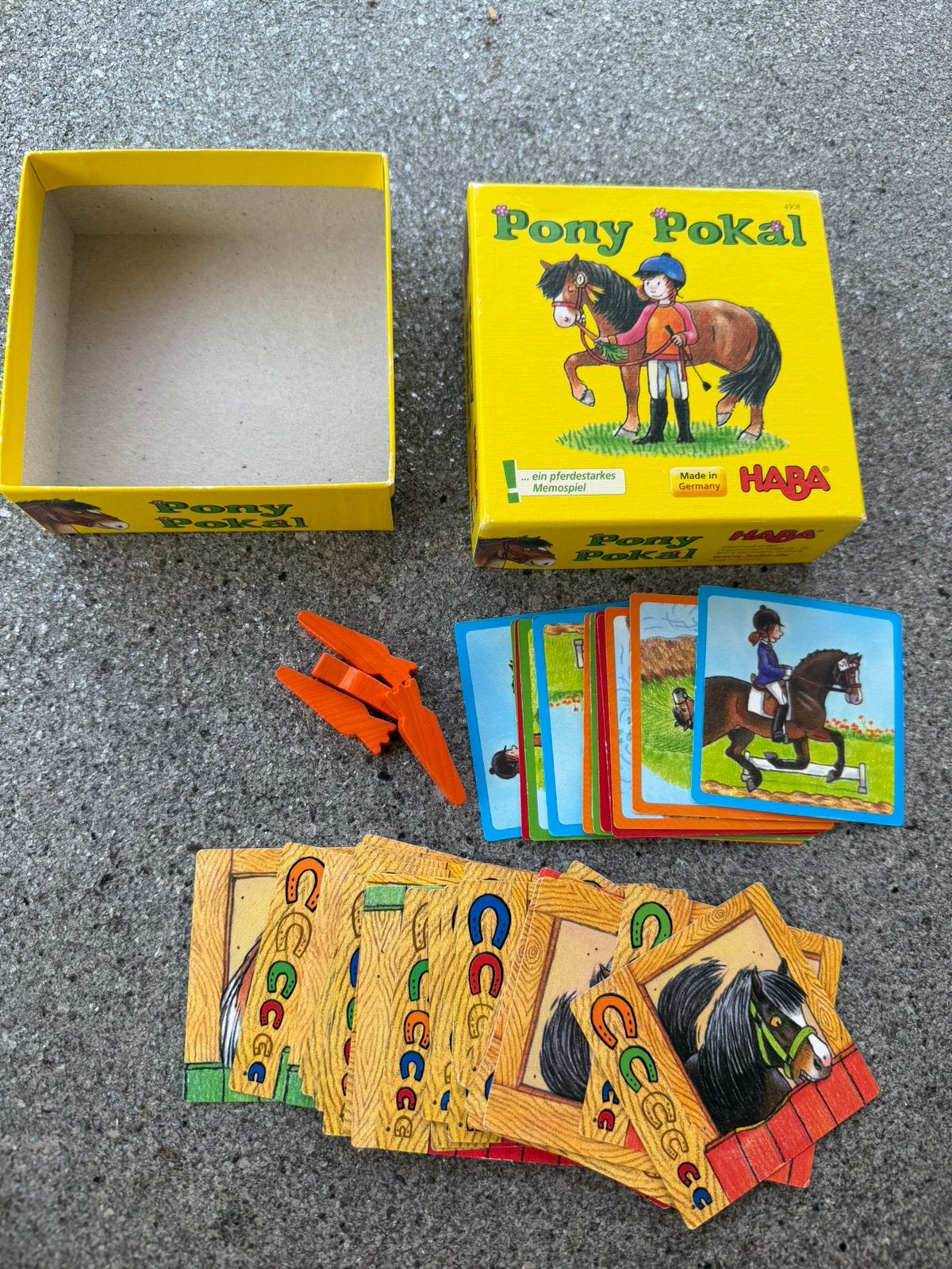 Pony Pokal Haba 4-99 jaar, Ophalen, Zo goed als nieuw