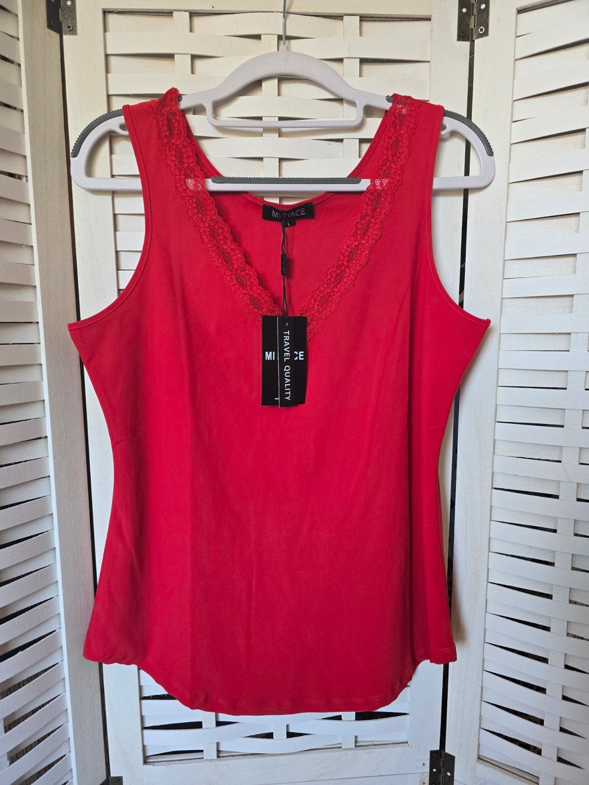 Nieuw mi piace top L rood kant, Ophalen of Verzenden, Nieuw, Rood