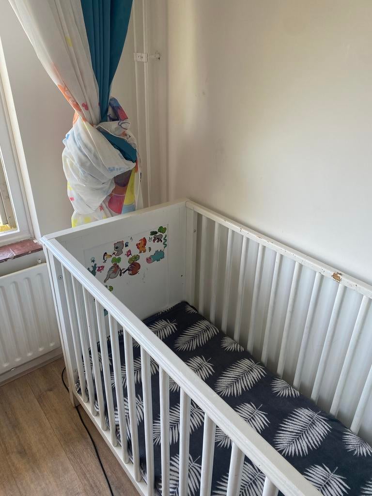 Babybedje wit met matras, Ophalen of Verzenden, Zo goed als nieuw, Jongetje of Meisje